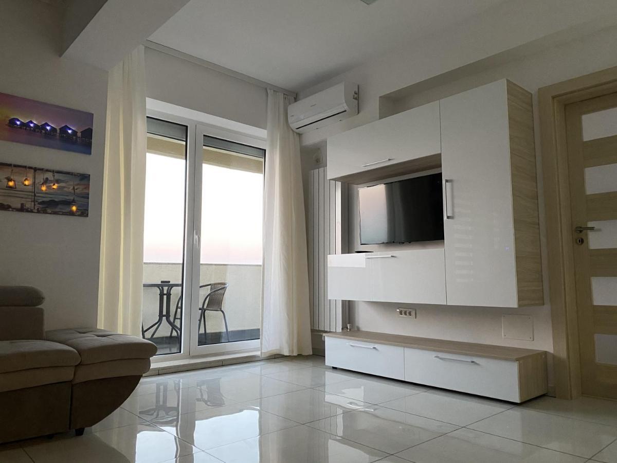 مامايا Moonlight Summer Apartment المظهر الخارجي الصورة